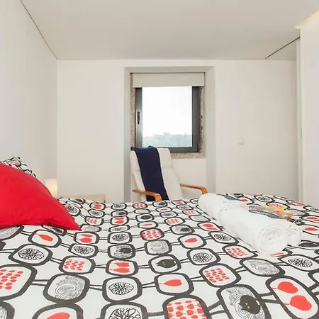 Windmill White - 2 Bedroom Duplex On City Center * Lisbon